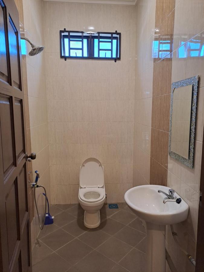 Zn Homestay Gong Badak Kampong Pengkalan Maras Buitenkant foto